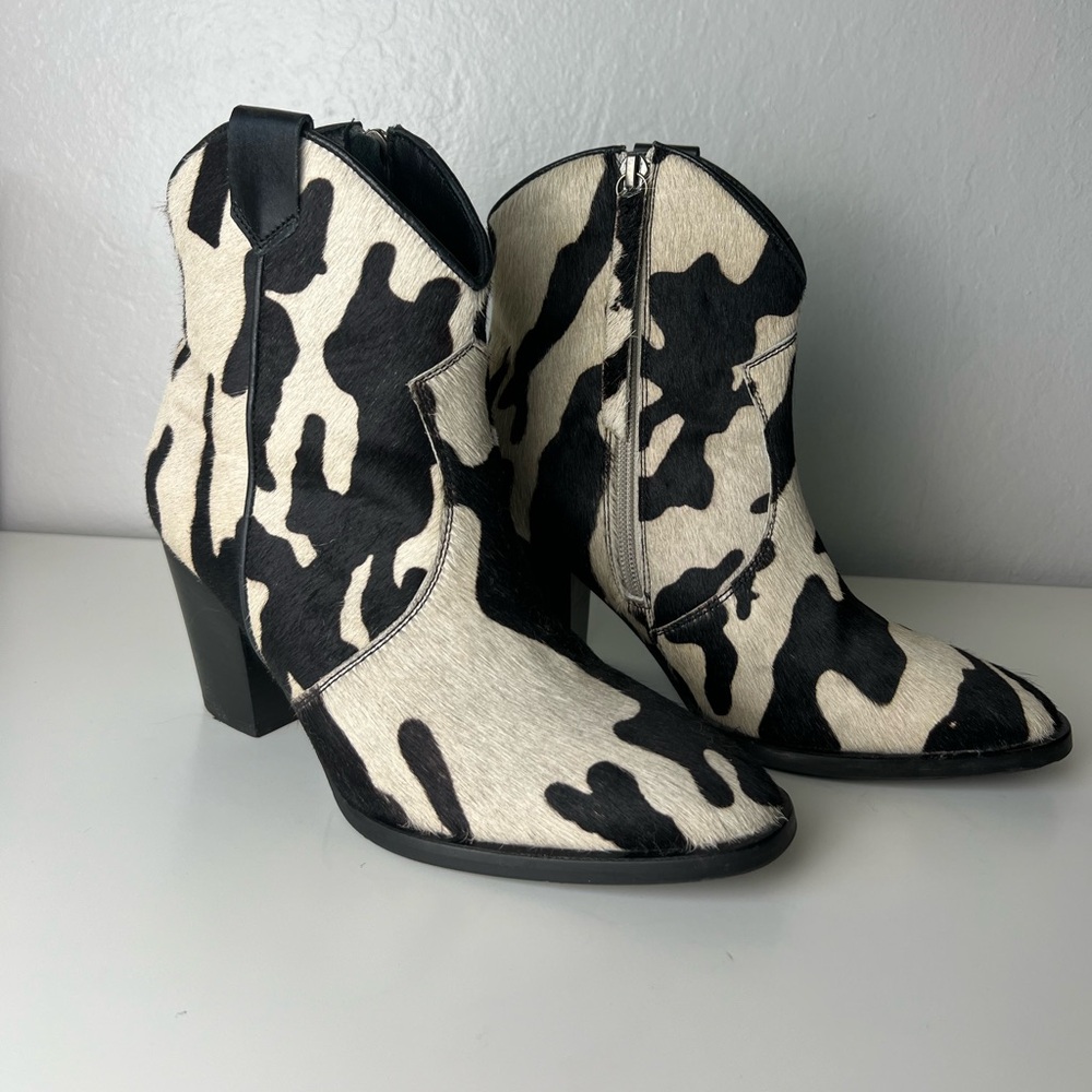 Idyllwind Cowhide Booties